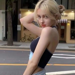 Meet your Posher, Bernice